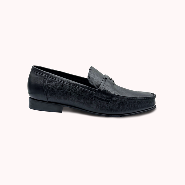 Black Textured Leather Loafer Shoes with Horse Emblem - M2